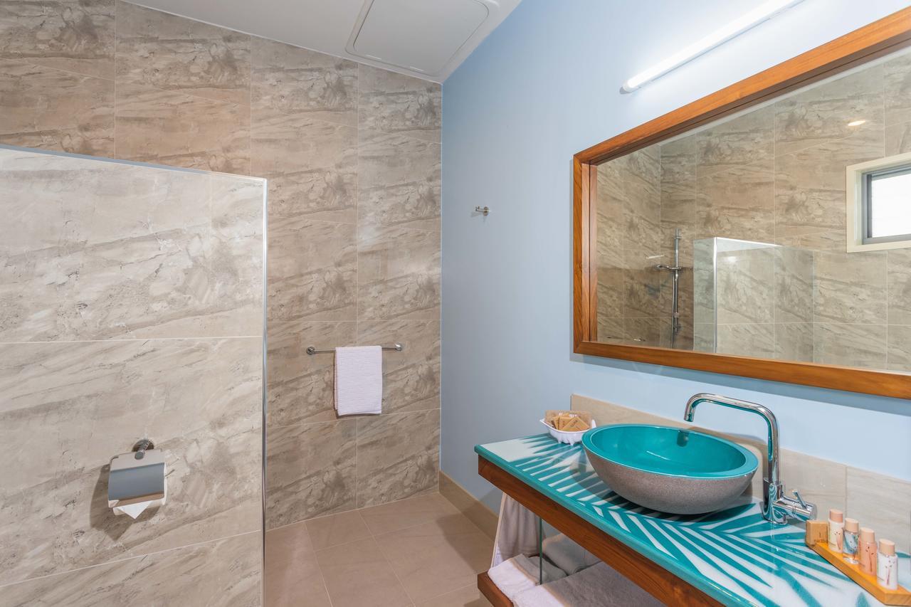 Moana Sands Lagoon Resort - Adults Only Rarotonga Exteriör bild